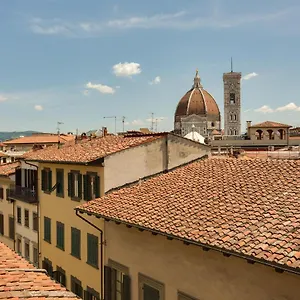 - Rondinelli Terrace Apartment