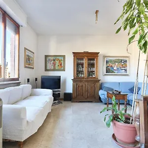  Appartamento La Tua Casa A Con Parcheggio Privato Per 2 Auto