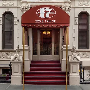 17 2*, New York ABD
